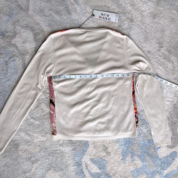 Coordinating Silk Tank and Cardigan HP🎉 - Picture 9 of 16